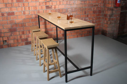 Rosh Bar Table