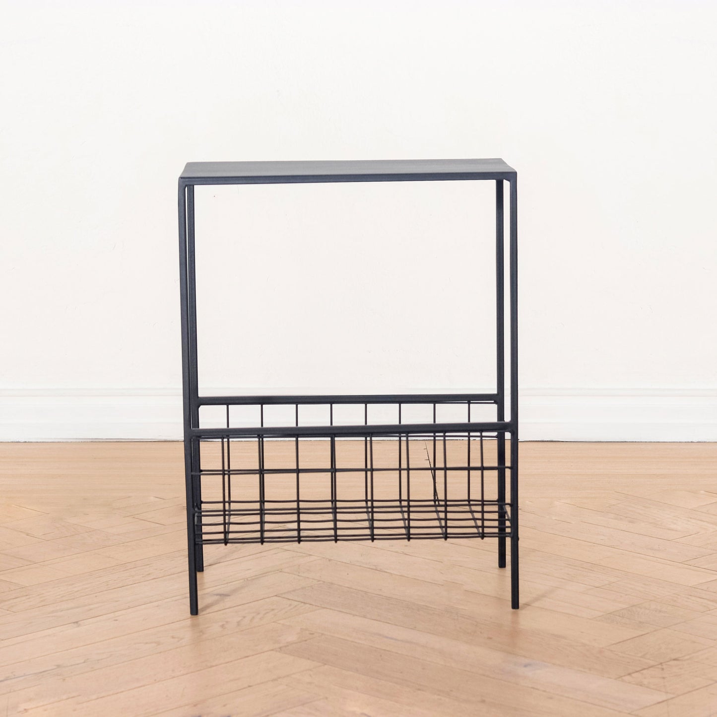 Zuka Side Table