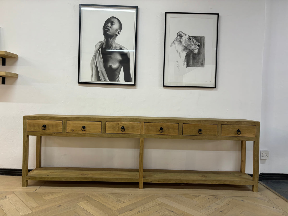 Cally Dining Console