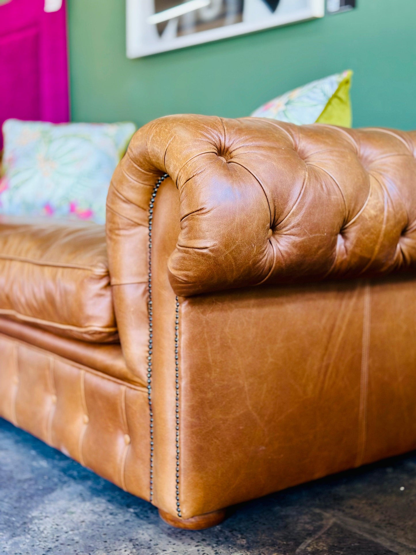 Luxury Chesterfield 2 Seater Leather Couch