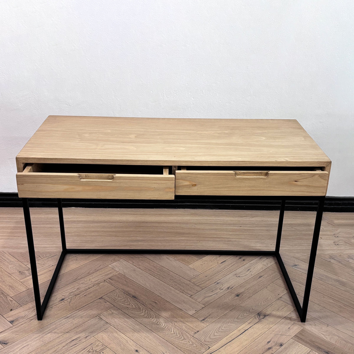 LONA DESK