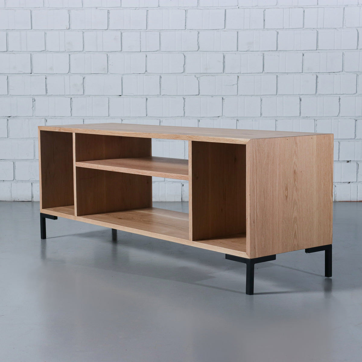 Sam TV Stand