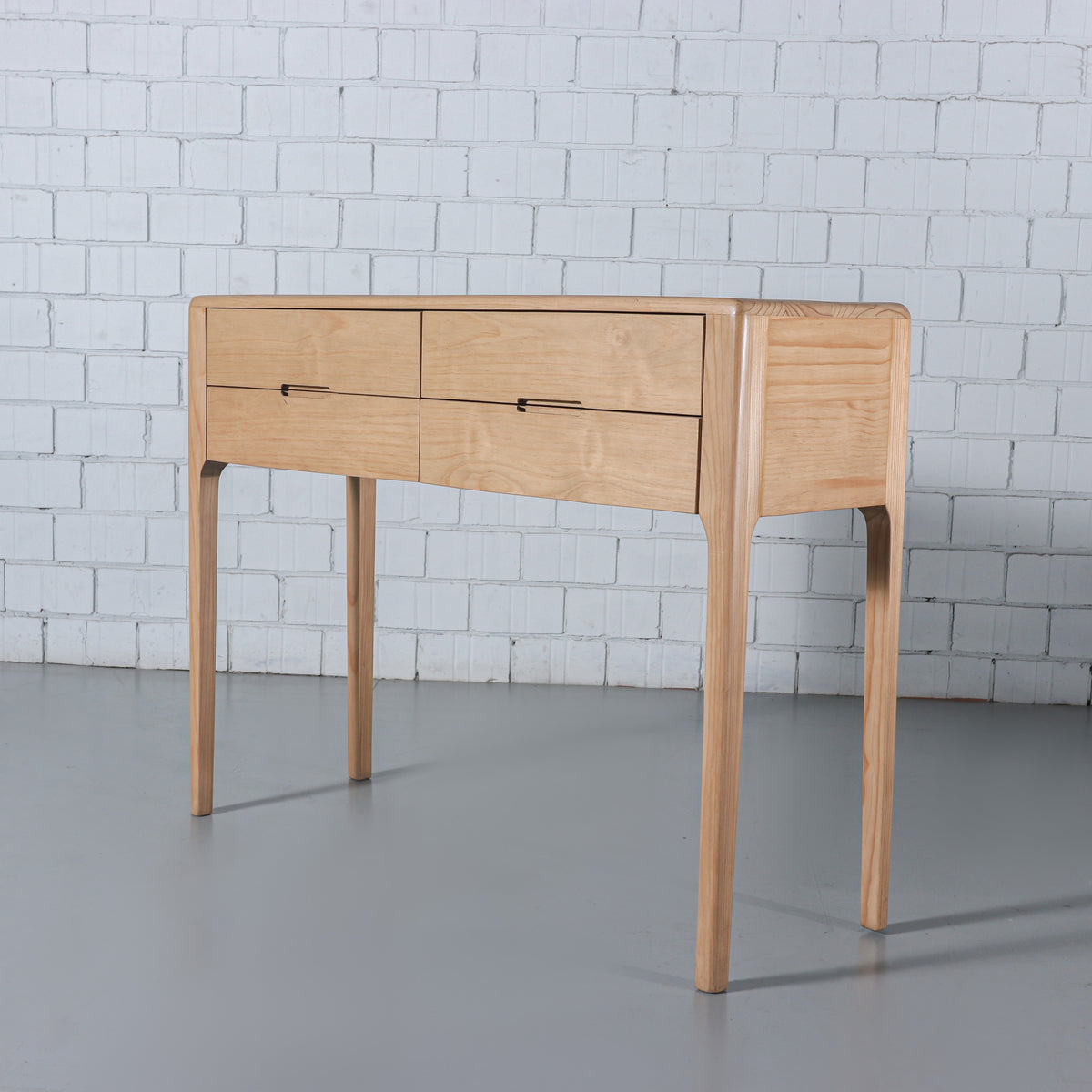 Alia Dressing Table